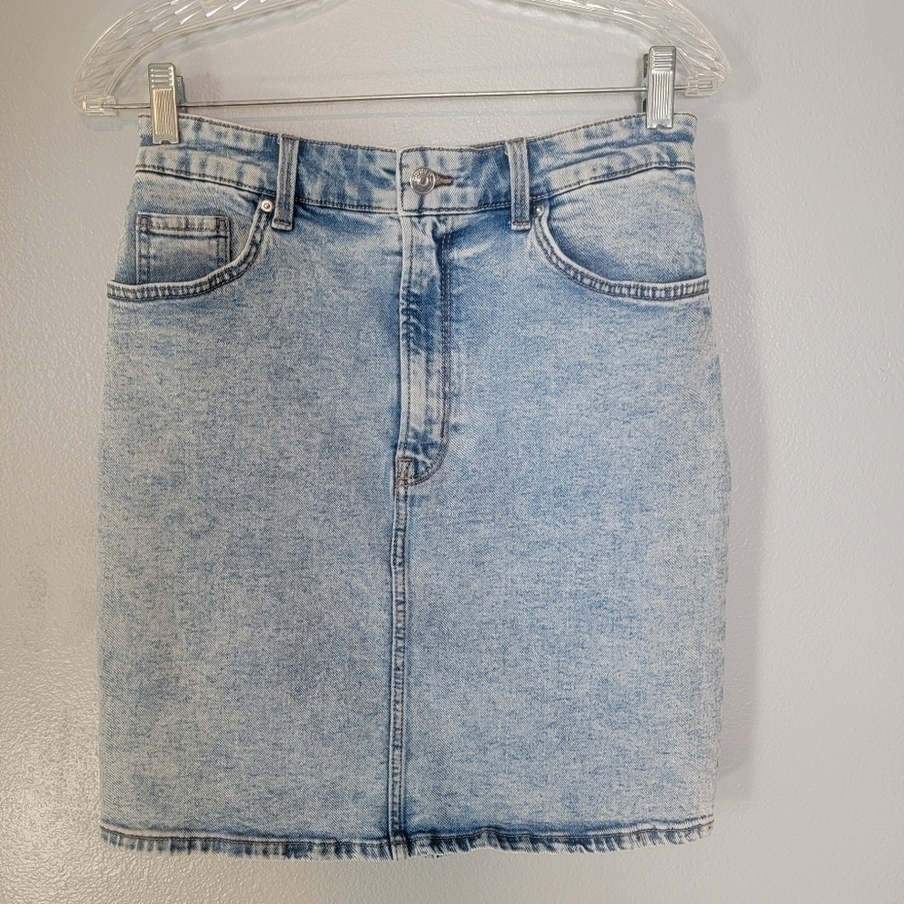 H&M/Divided denim mini pencil skirt